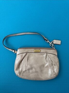 Y2K Vintage Coach Metallic Gold Champagne Wristlet